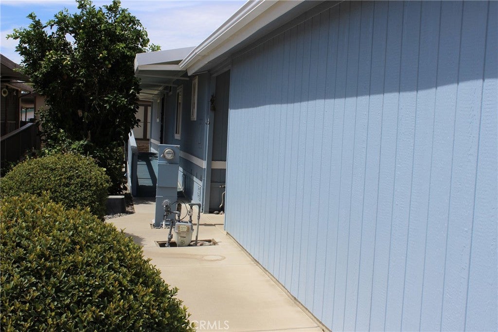 1237 Yellowood Drive