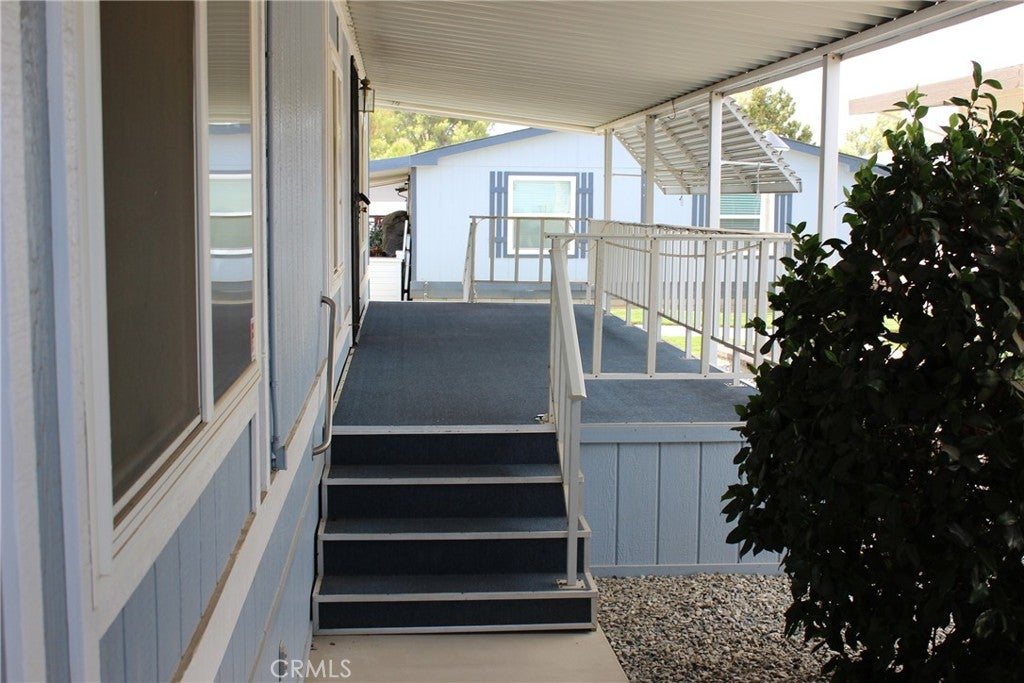 1237 Yellowood Drive