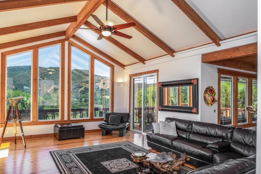 listing image 130727584412232176600