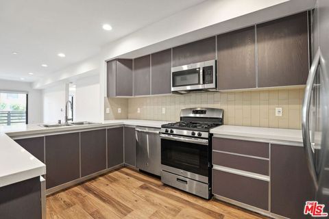 Photo of 807 Hudson #202, Los Angeles, CA 90038 (MLS # 26651873)