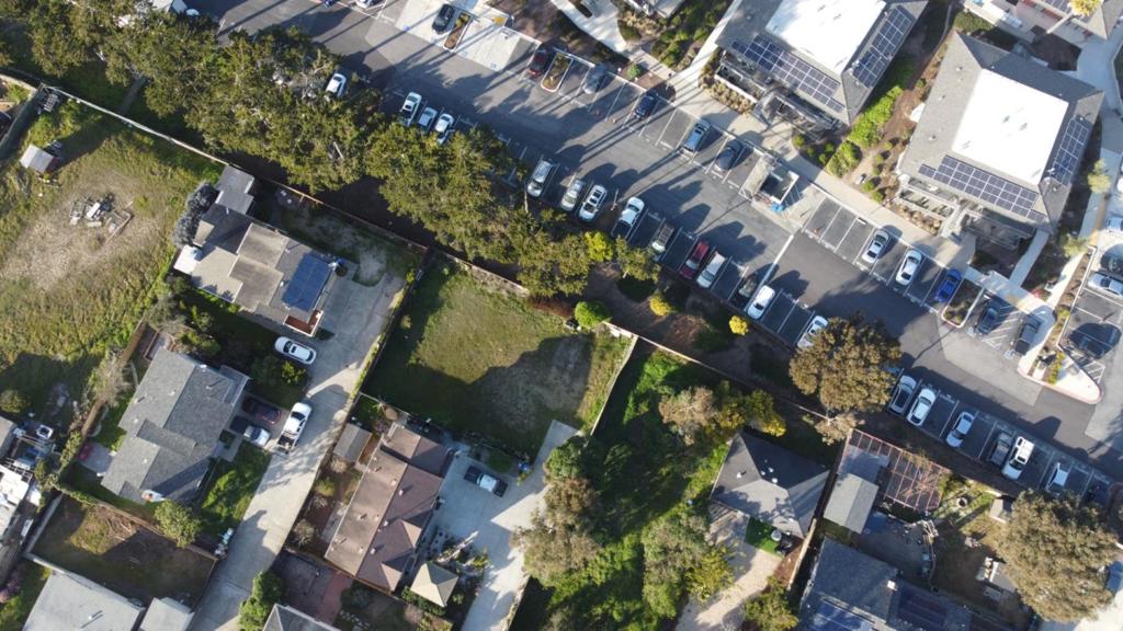 221 Mortimers (Unit B) Lane