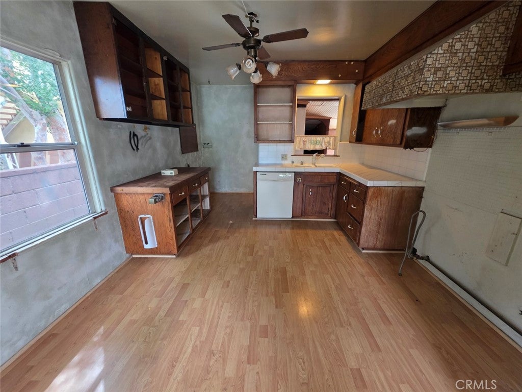 2321 N Naomi Street, Burbank CA 91504