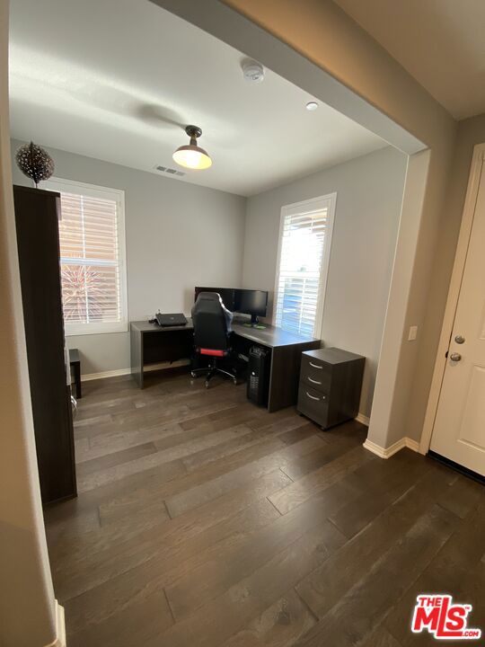 Everett at Five Knolls - Residential Lease