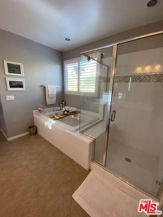 Everett at Five Knolls - Residential Lease