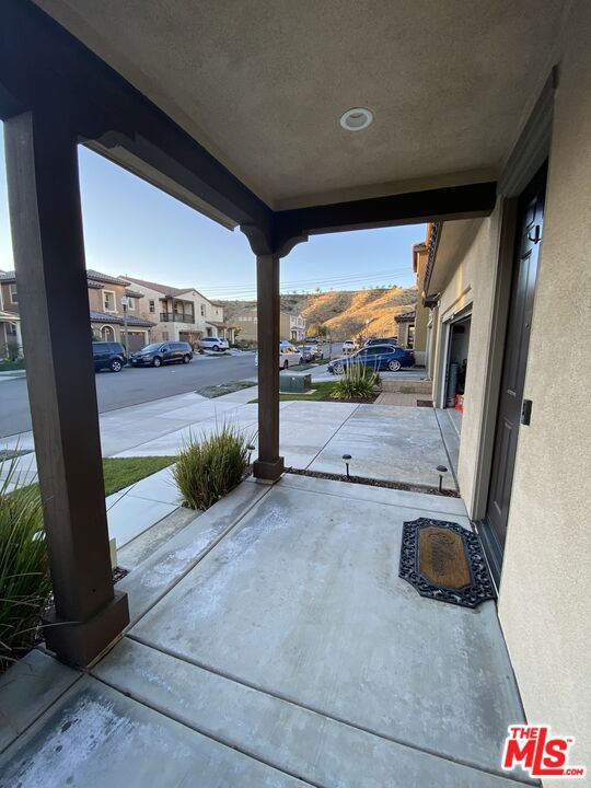 Everett at Five Knolls - Residential Lease
