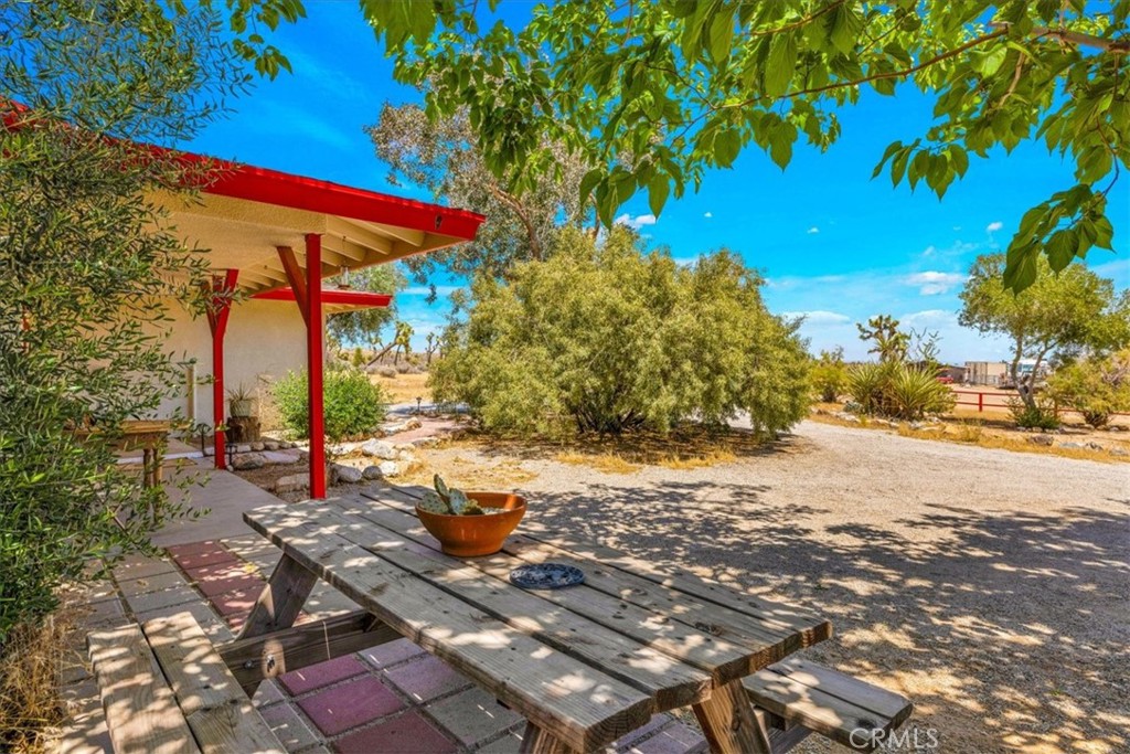 4816 Terry Lane