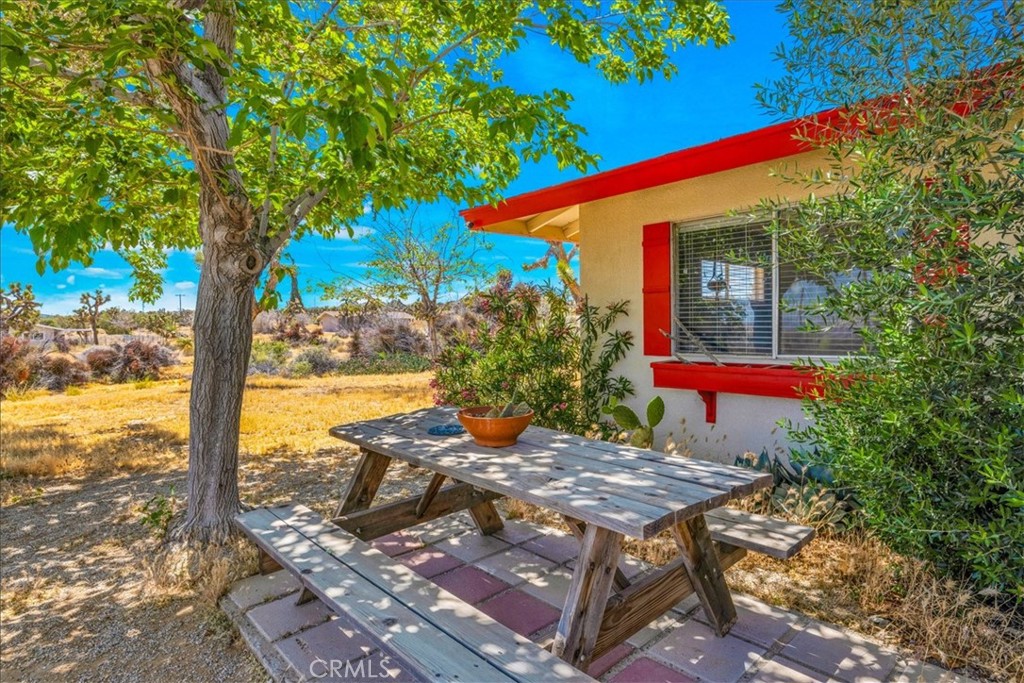 4816 Terry Lane