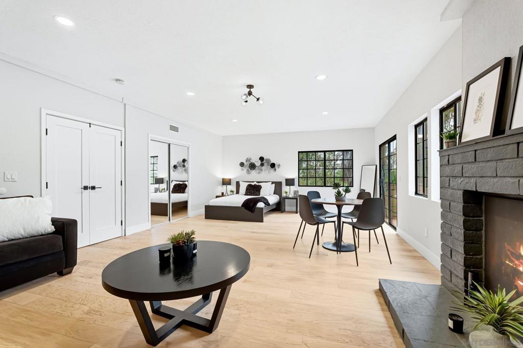 La Mesa - Residential