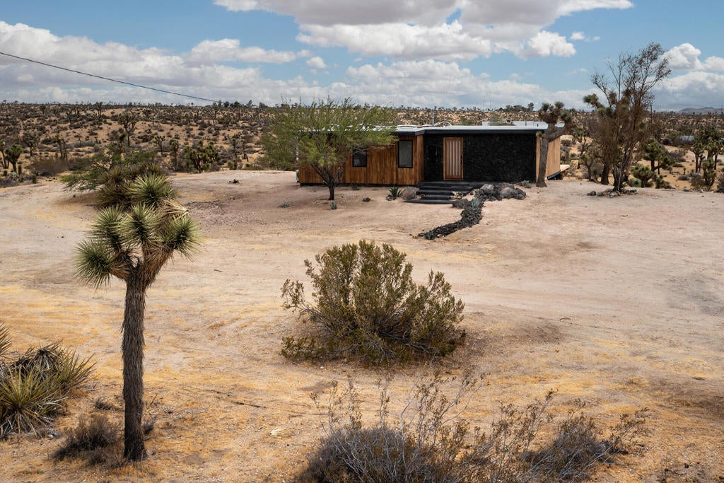 58223 Sunflower Drive
