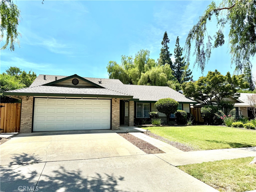 Great established location and park-like neighborhood of North Merced, offering open, roomy home design with high ceiling family room, gas fireplaces for chilly winters, and inviting natural lighting and brightness during daytime. Spacious kitchen including microwave, electric range, dishwasher, refrigerator and connected laundry room with almost new washer/dryer. Enjoy the green and soothing backyard and all the creative fun activities you can have, or you can just enjoy reading books or have your coffee under the shade of Willow tree. Easy access to the freeways and minutes to the main shopping stores, restaurants, Community College and UC. Do not miss this comfortable and welcoming home!