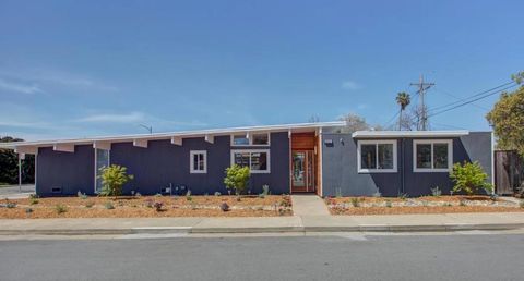 Photo of 697 Edna Way, San Mateo, CA 94402 (MLS # ML82028290)