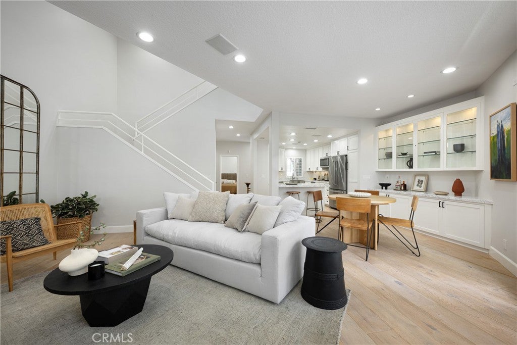 Photo of 206 Hartford DR, Newport Beach, CA 92660 (MLS # OC26152944)