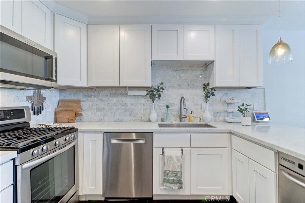 1048 Cabrillo Park Drive A