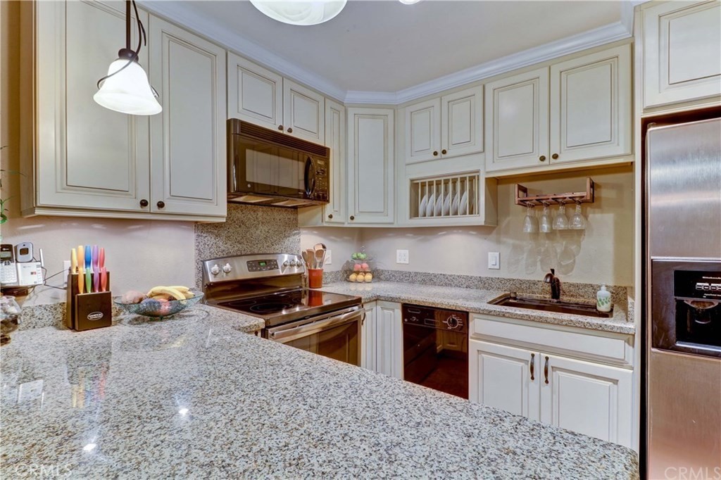 Mesa Verde Villas (Iowa St.) (MVVL) - Residential Lease