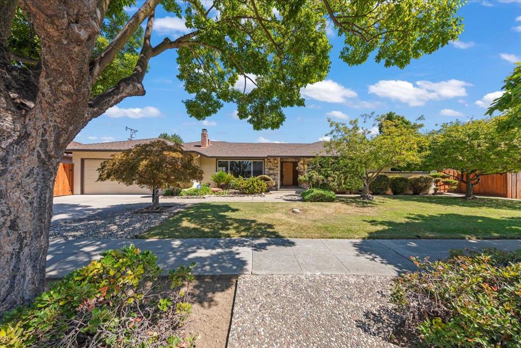 5167 Country Lane