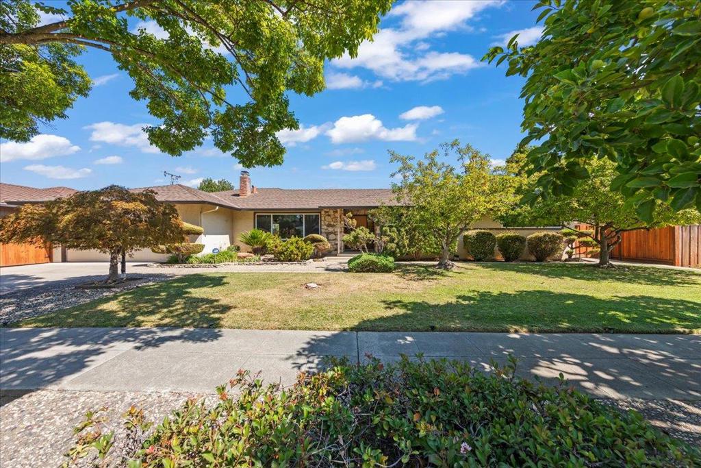 5167 Country Lane