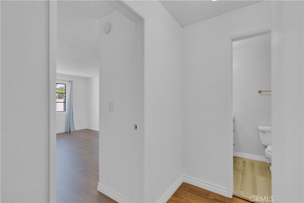 listing image 130720169605241814965