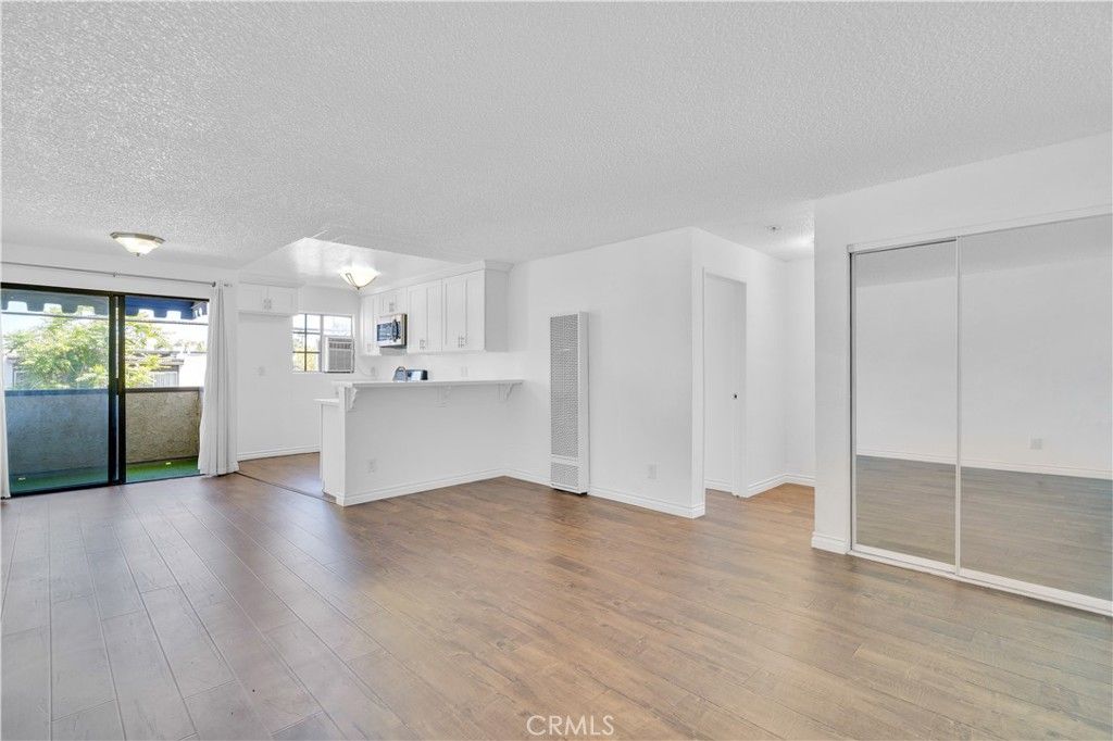 listing image 130722014172157037930