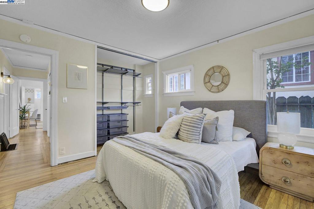 MAXWELL  PARK - Residential Income