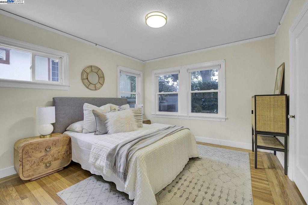 MAXWELL  PARK - Residential Income