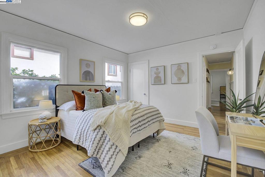 MAXWELL  PARK - Residential Income