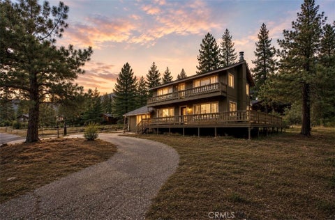 Photo of 2325 Cypress WAY, Pine Mountain Club, CA 93222 (MLS # SR26125947)