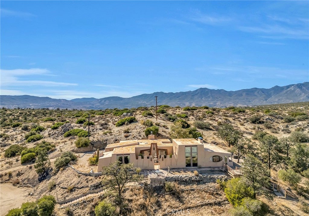 60475 Scenic Drive