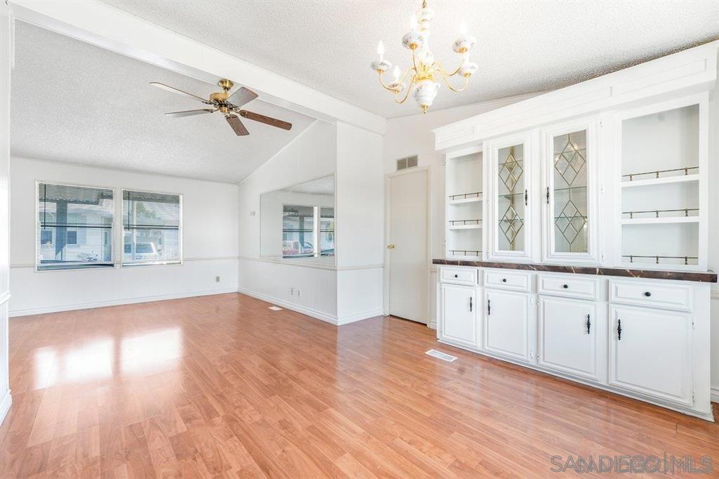 211 N Citrus Avenue #50