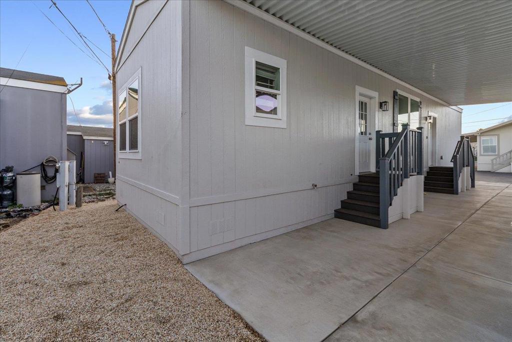 1146 Birch Avenue, #37