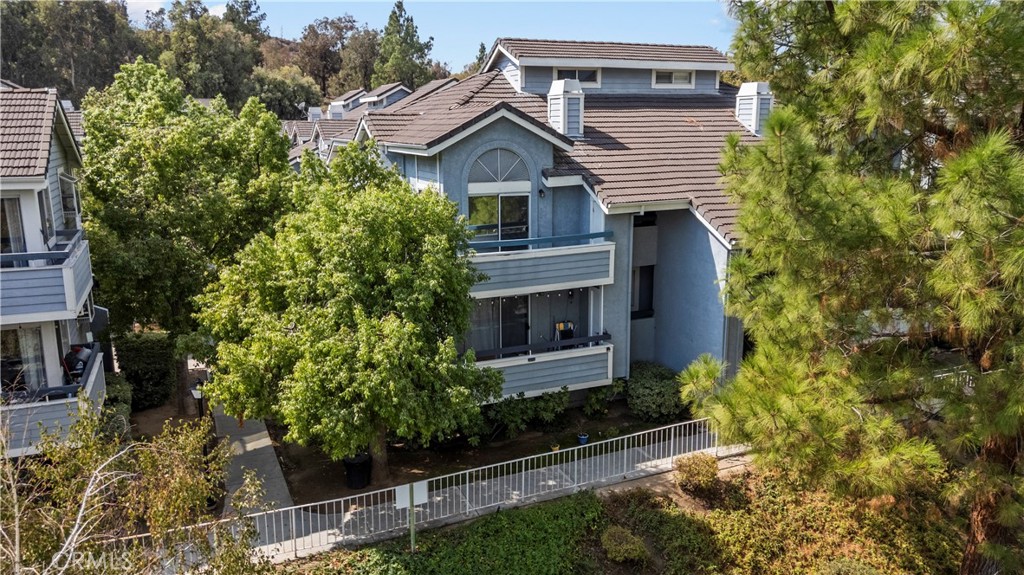 American Beauty Village (ABVL) - Residential Lease