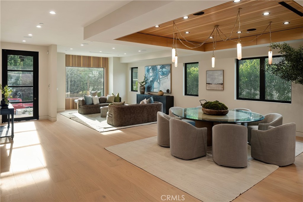 3720 Goodland Avenue