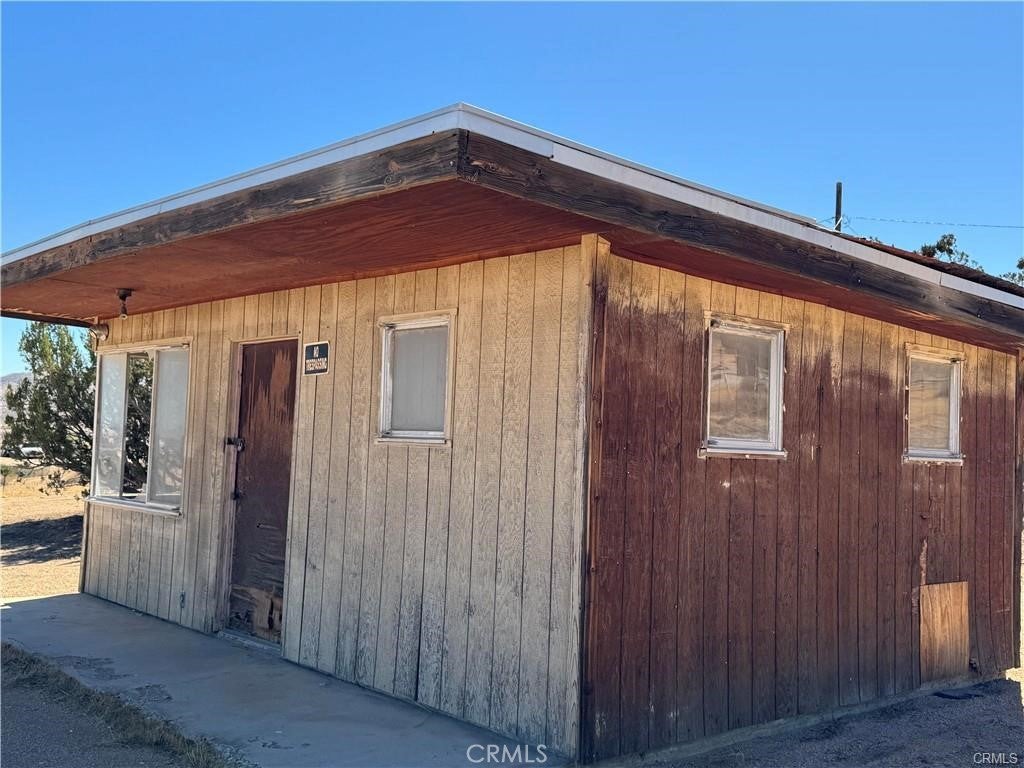 23766 Valley View