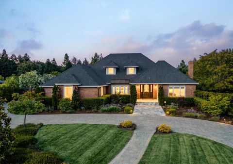 Photo of 23251 Partridge Lane, Los Altos, CA 94024 (MLS # ML82048845)