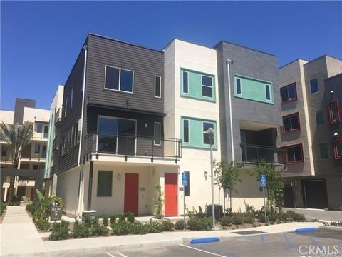 175 Bowery Irvine CA 92612