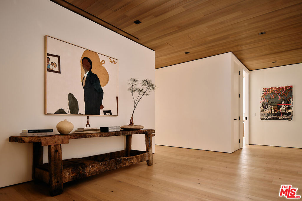 8899 Beverly - Residential