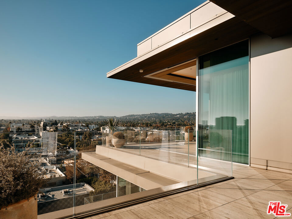 8899 Beverly - Residential