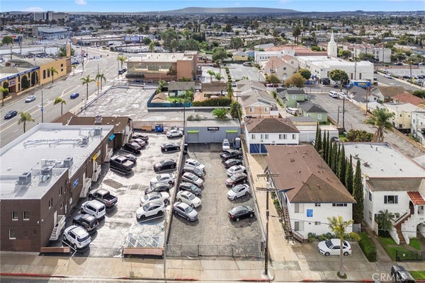 124 W KELSO ST, INGLEWOOD, CA 90301 - Image 0dae643ca75589a2bc9f59132bbee2ca/1721687353
