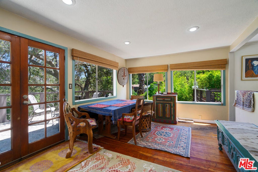 363 S Topanga Canyon Boulevard