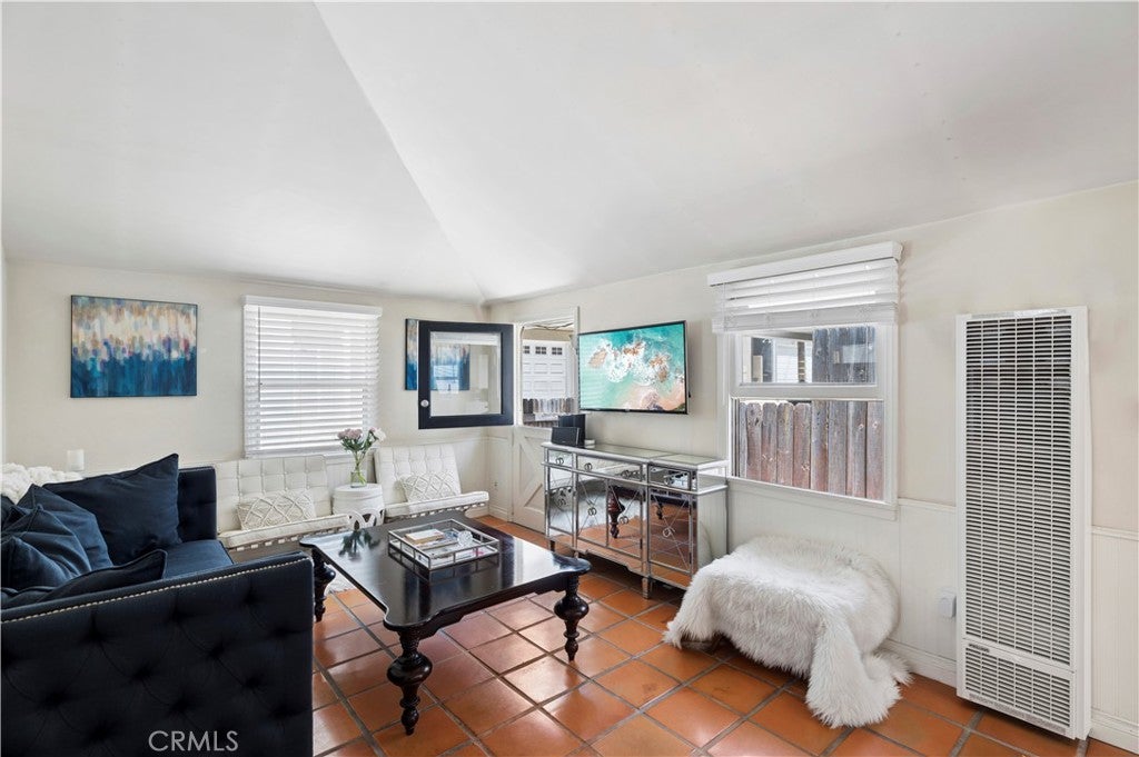 611 Larkspur, Corona Del Mar CA 92625 - Photo 12