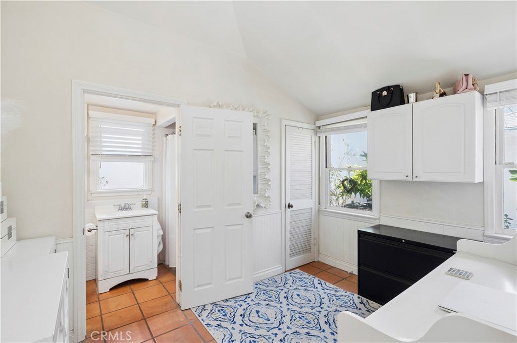 611 Larkspur, Corona Del Mar CA 92625 - Photo 17