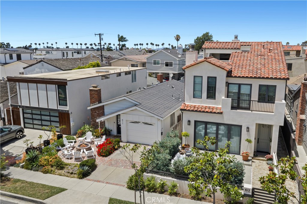 611 Larkspur