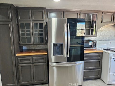 Photo of 9041 Puesta Del Sol, Desert Hot Springs, CA 92240 (MLS # OC26195814)