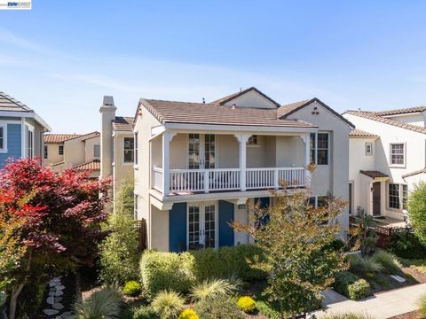 Photo of 2421 Haile St, Alameda, CA 94501 (MLS # 41131498)