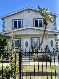 Newly renovated, 4 bedroom 2 bath upstairs unit. Large kitchen with granite countertops. Duplex built in 2010.