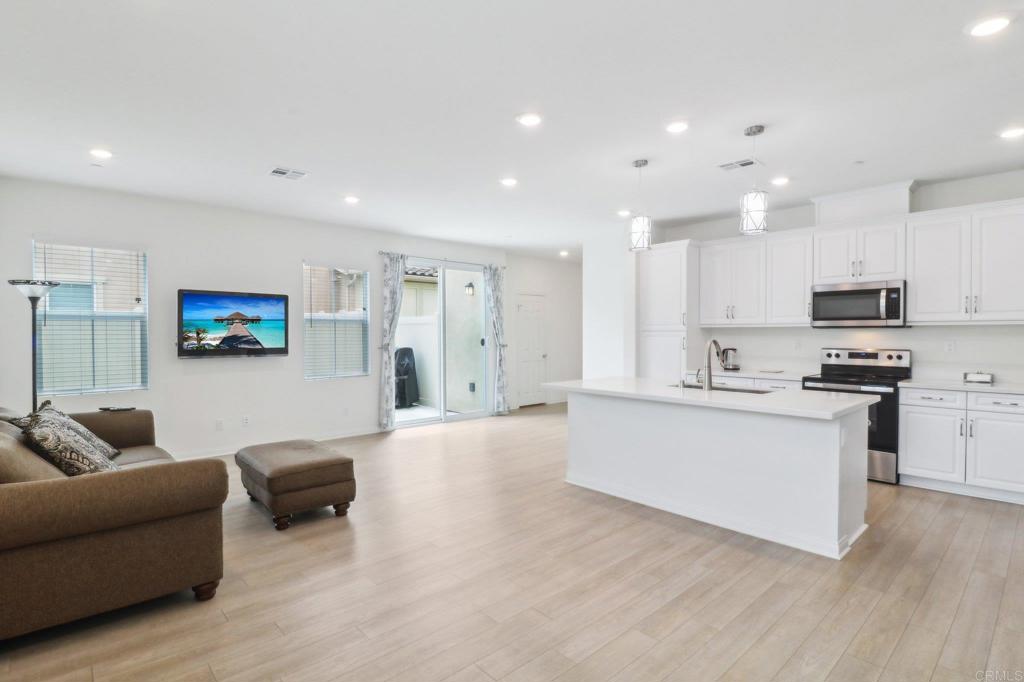 1338 Mesquite Dr