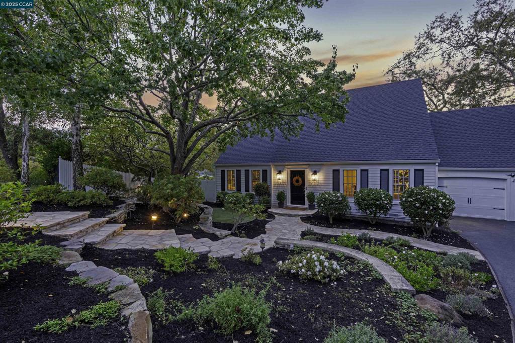 ORINDA C.C. - Residential