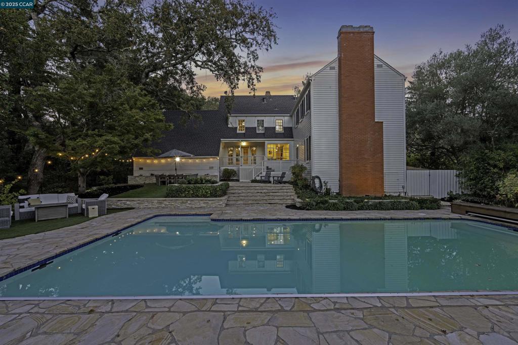 ORINDA C.C. - Residential