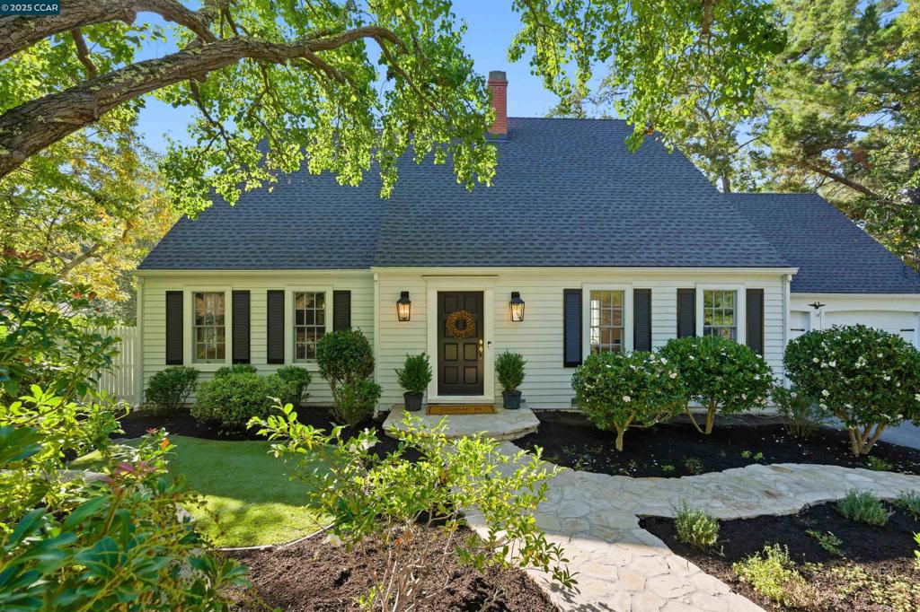 ORINDA C.C. - Residential