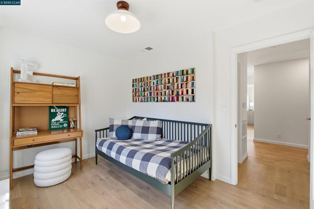 ORINDA C.C. - Residential