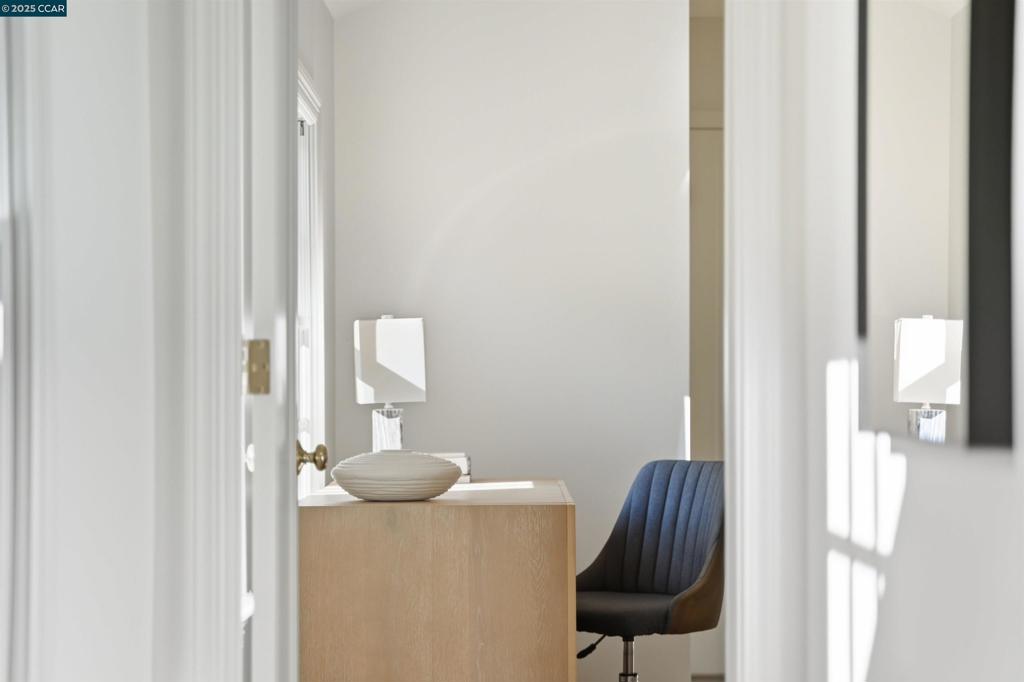 ORINDA C.C. - Residential